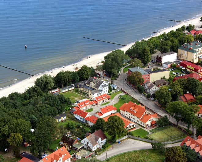 KOMPLEKS WYPOCZYNKOWY POLONIA Z BASENEM