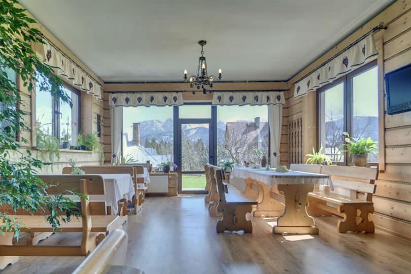 APARTAMENTY i POKOJE WILLA SERAFIN – KOŚCIELISKO