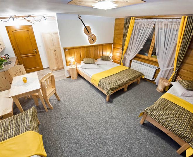 APARTAMENTY I POKOJE DW NA POLANIE Z WIDOKIEM MAŁE CICHE