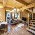 DOMEK I APARTAMENTY CYRHLICA HOUSE CHOCHOŁÓW