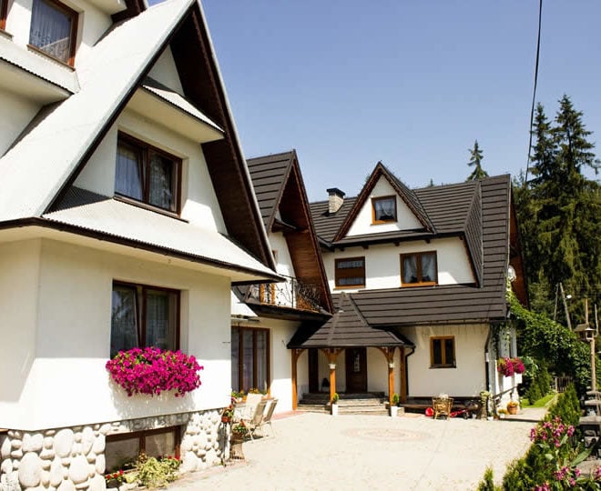 AGROTATRY POKOJE U LUTKI W MAŁYM CICHYM BLISKO SZLAKÓW I WYCIĄGU