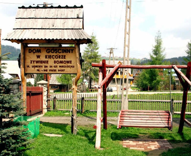 POKOJE GOŚCINNE W KIECORZE Z WIDOKIEM NA TATRY W MURZASICHLU