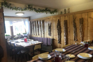 POKOJE JOLKA W BUKOWINIE TATRZAŃSKIEJ Z WIDOKIEM NA TATRY