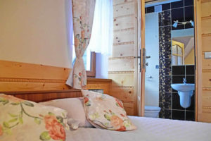 APARTAMENTY & POKOJE PARZENICA BLISKO WYCIĄGU BUKOWINA TATRZAŃSKA
