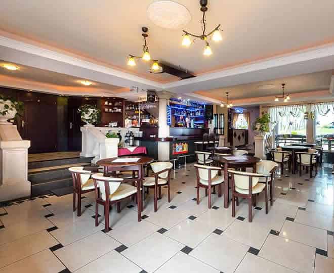 Restauracja – Villa Finezja Basen Letni Mielno